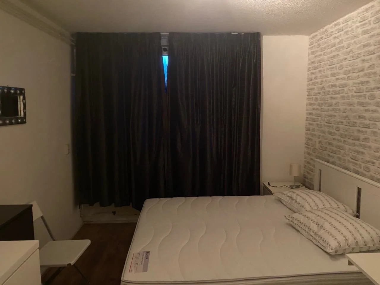 Foto van de Kamer gelegen aan de Wamelstraat in Amsterdam