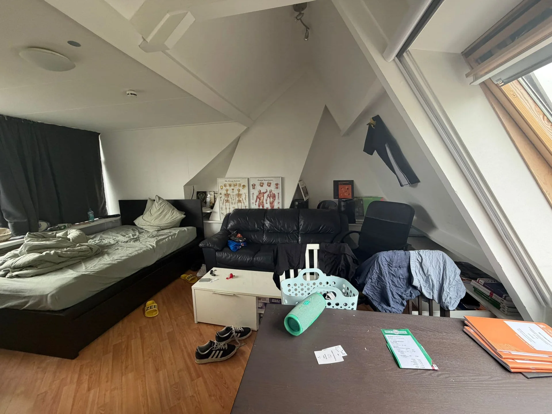 Foto van de Kamer gelegen aan de Molukkenstraat in Groningen