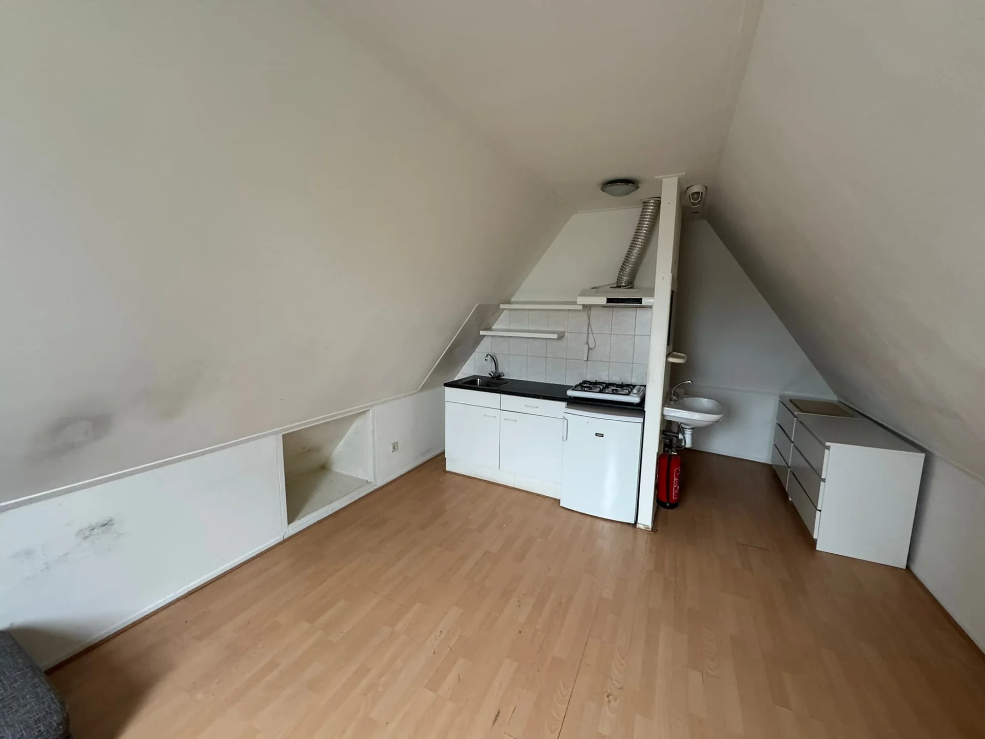 Foto van de Kamer gelegen aan de Tweede Hunzestraat in Groningen