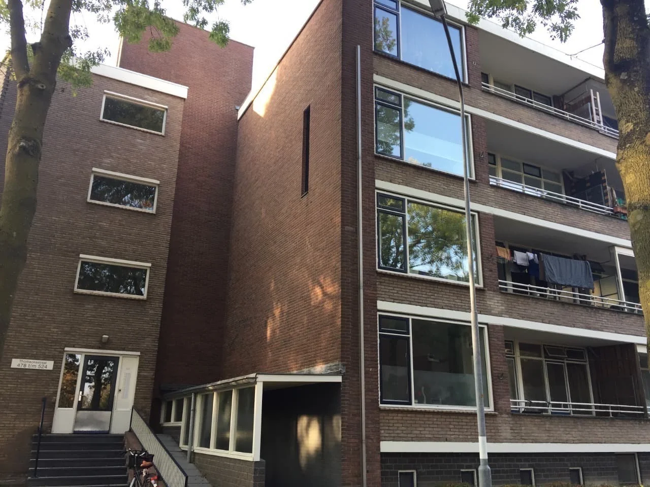 geblurde versie van de foto als achtergrond