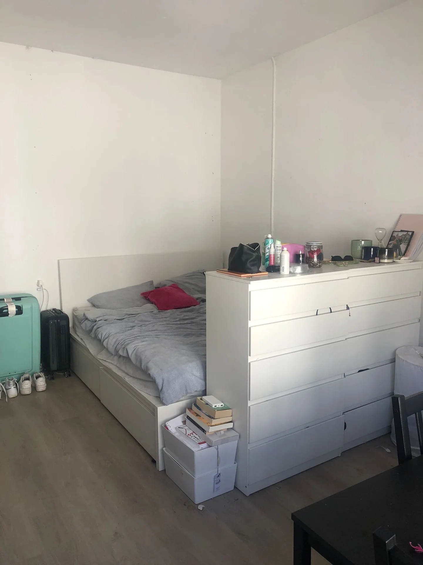 geblurde versie van de foto als achtergrond