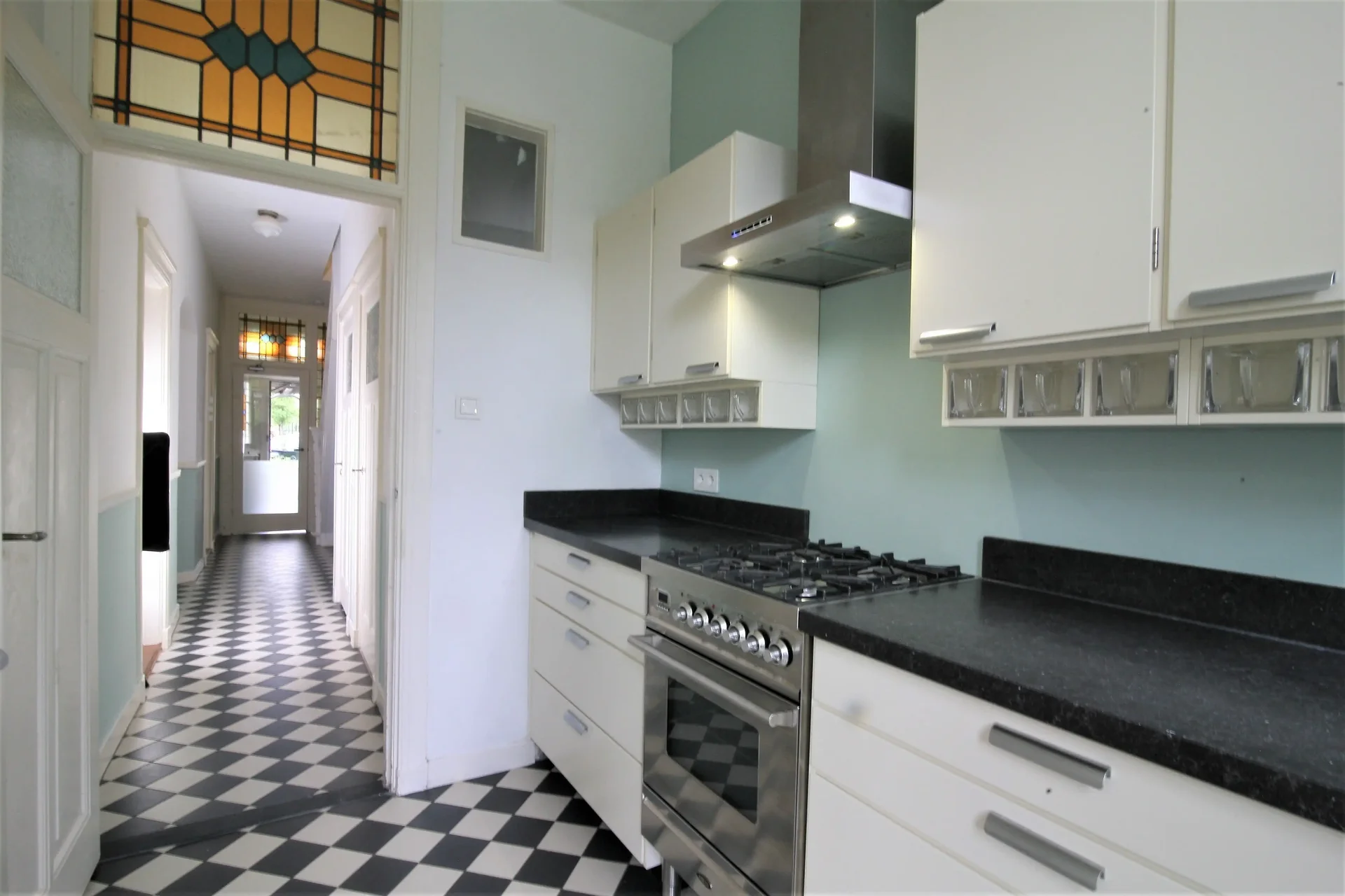 Foto van de Appartement gelegen aan de Van Imhoffplein in Den Haag