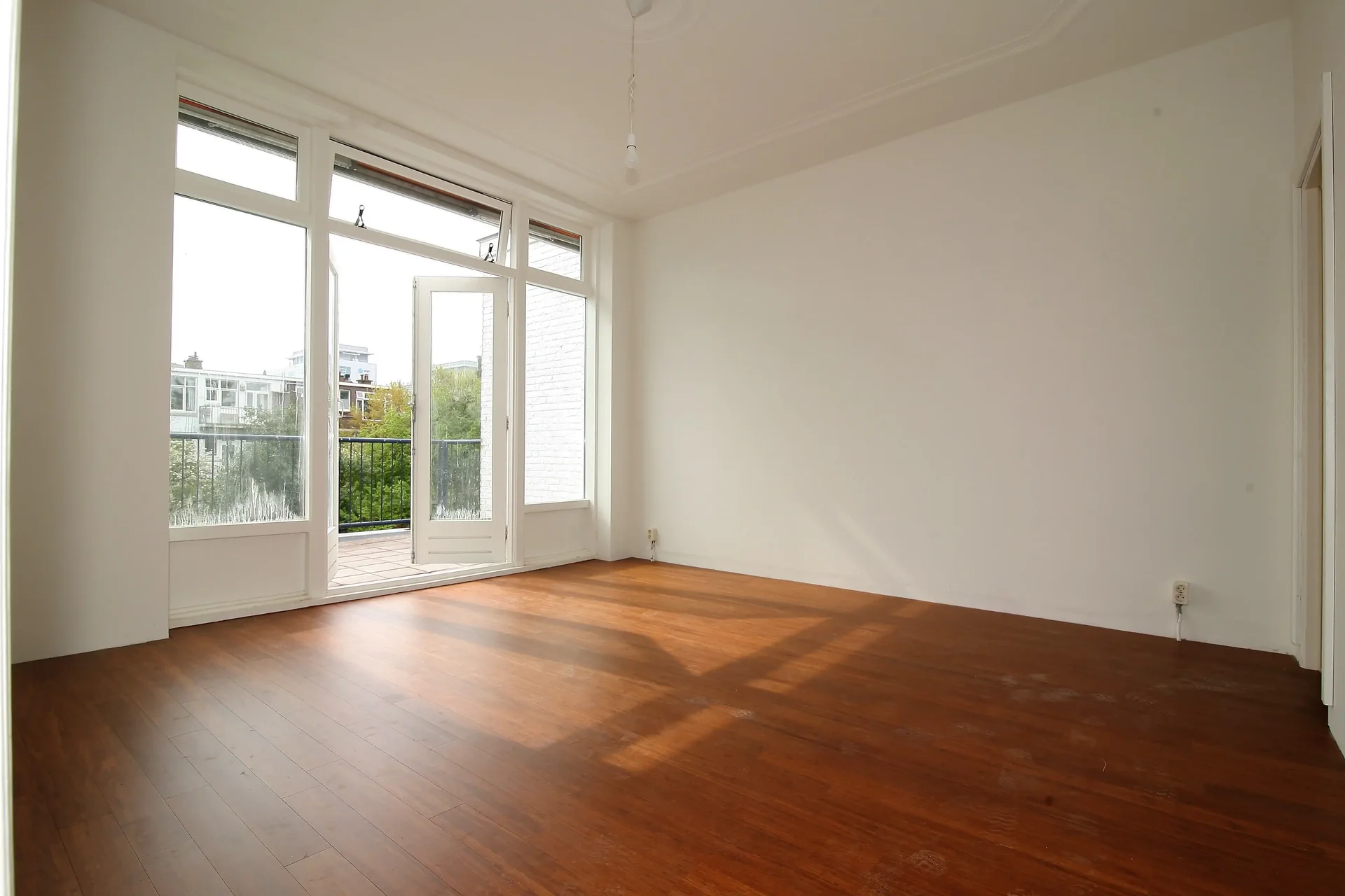 Foto van de Appartement gelegen aan de Van Imhoffplein in Den Haag