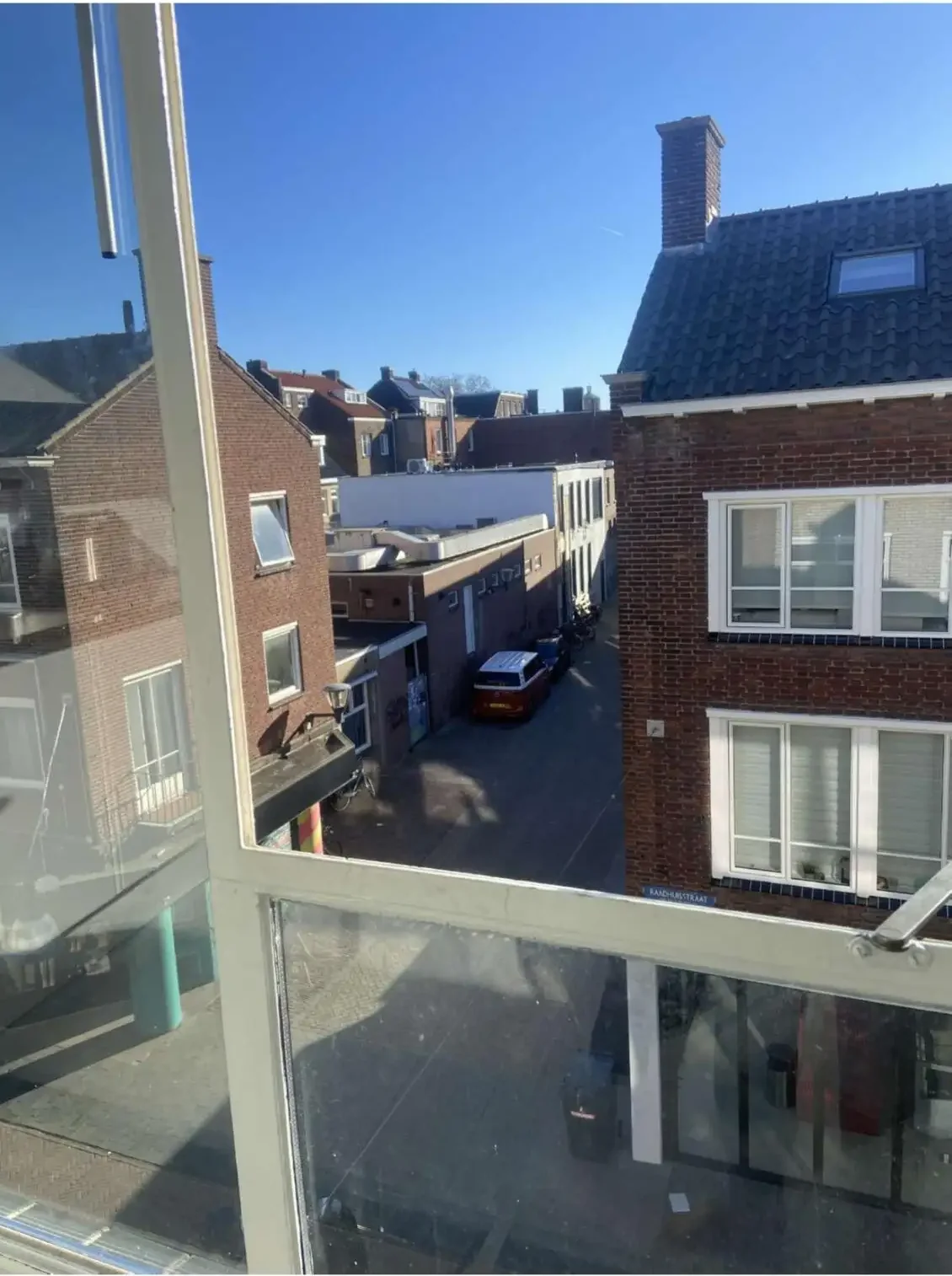 geblurde versie van de foto als achtergrond