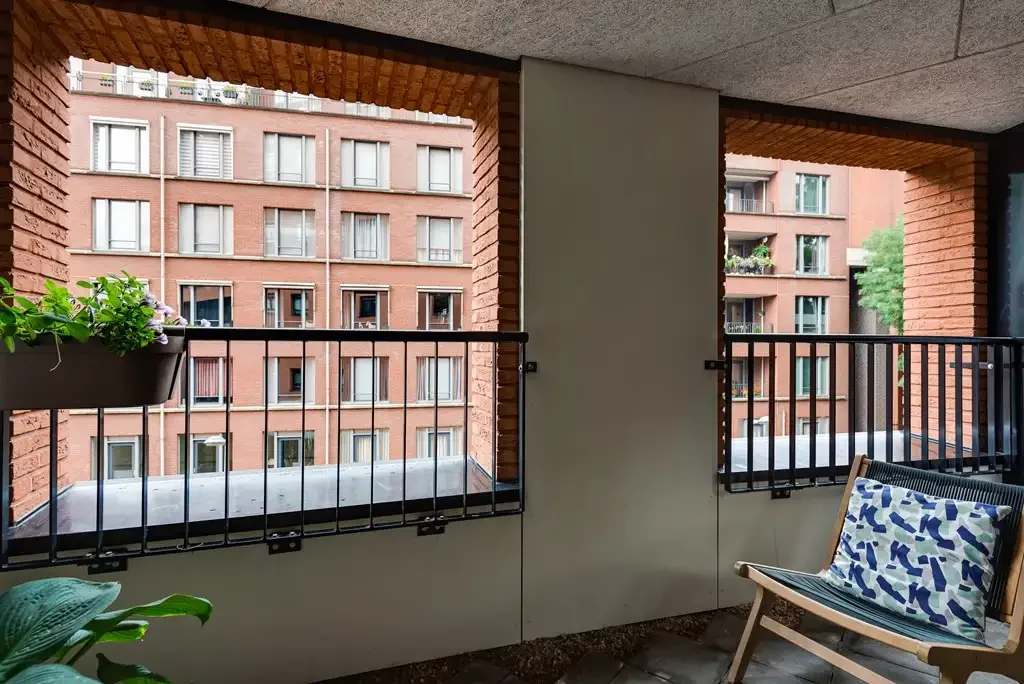 geblurde versie van de foto als achtergrond