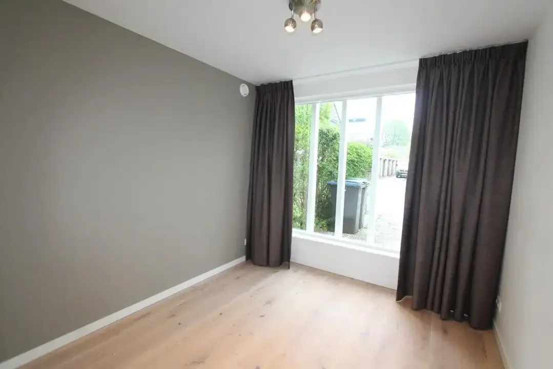 Foto van de Appartement gelegen aan de Alpen Rondweg in Amstelveen