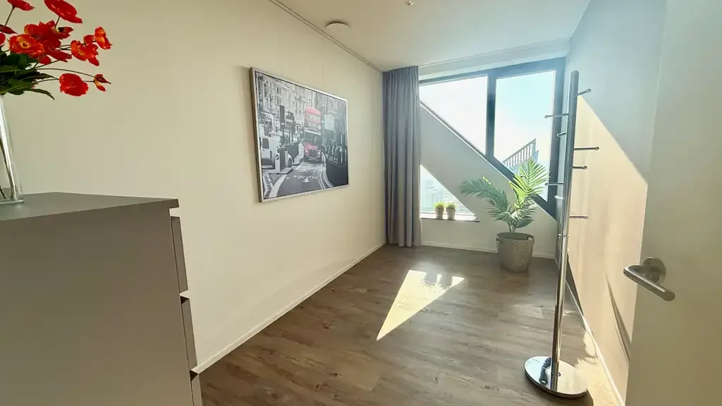 geblurde versie van de foto als achtergrond