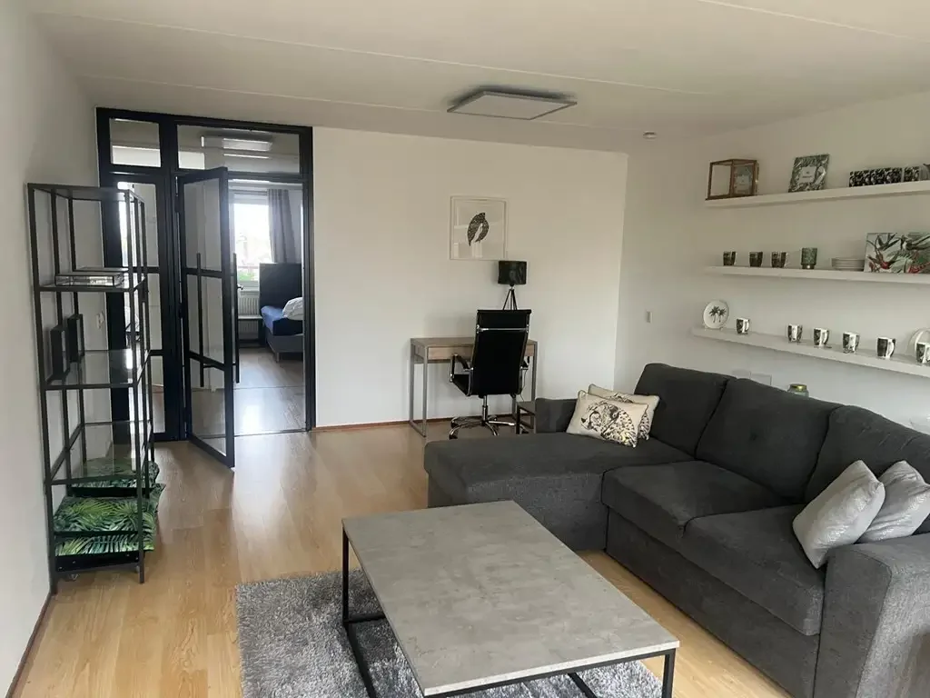 Foto van de Appartement gelegen aan de Waldeck Pyrmontkade in Den Haag