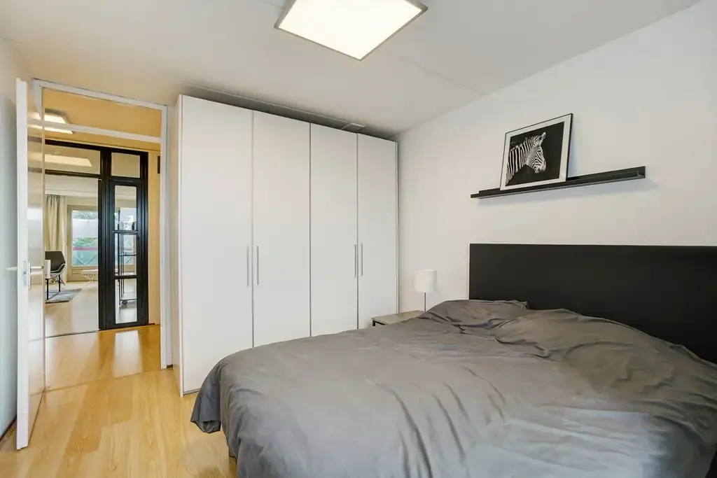 Foto van de Appartement gelegen aan de Waldeck Pyrmontkade in Den Haag