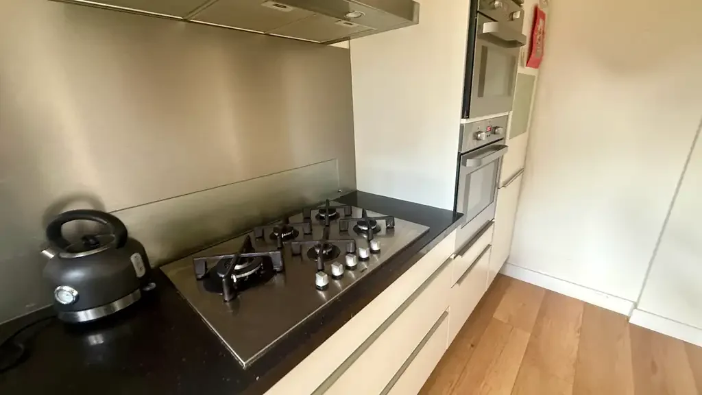 Foto van de Appartement gelegen aan de Vondelstraat in Den Haag