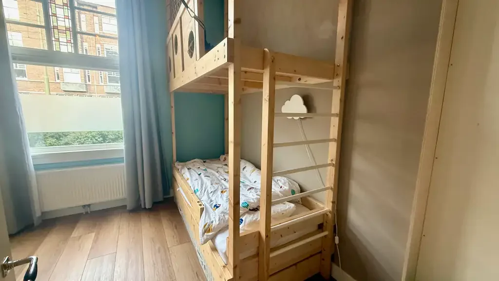 Foto van de Appartement gelegen aan de Vondelstraat in Den Haag