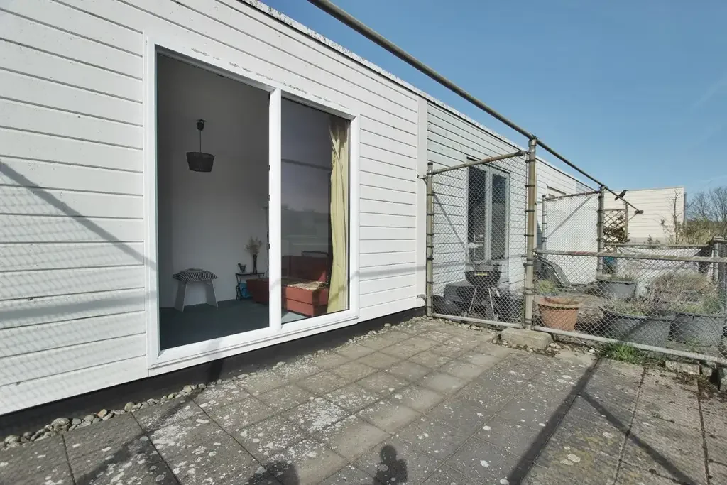 geblurde versie van de foto als achtergrond