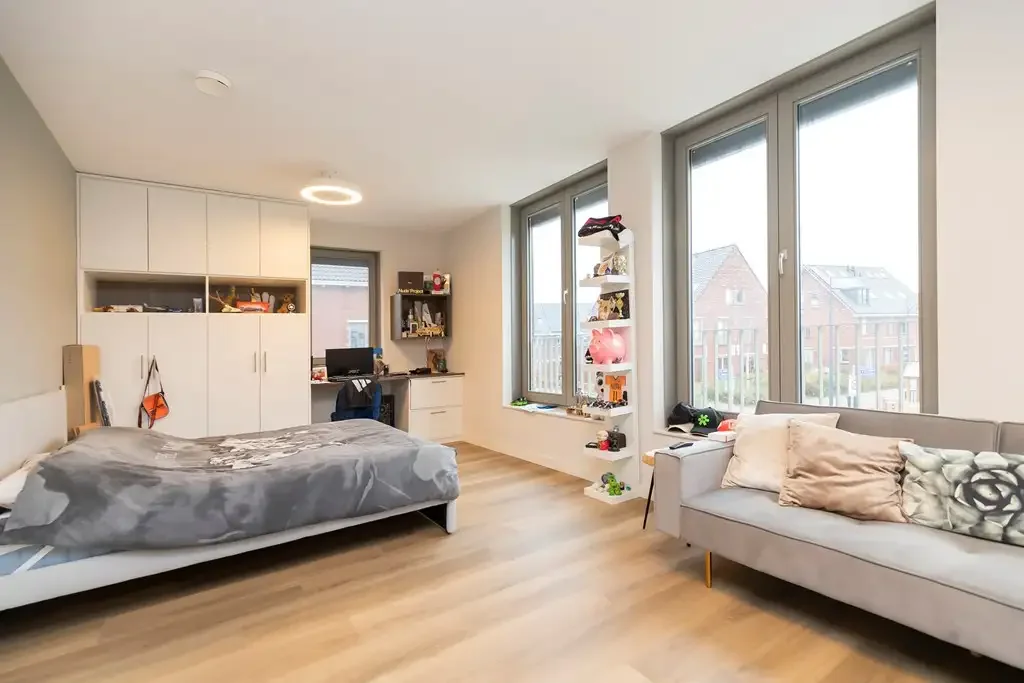 geblurde versie van de foto als achtergrond