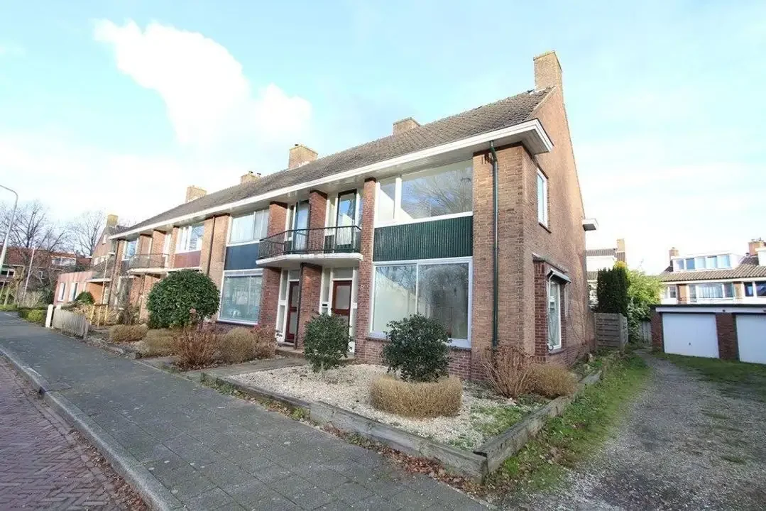 Foto van de Appartement gelegen aan de Dr. Plesmansingel in Amstelveen
