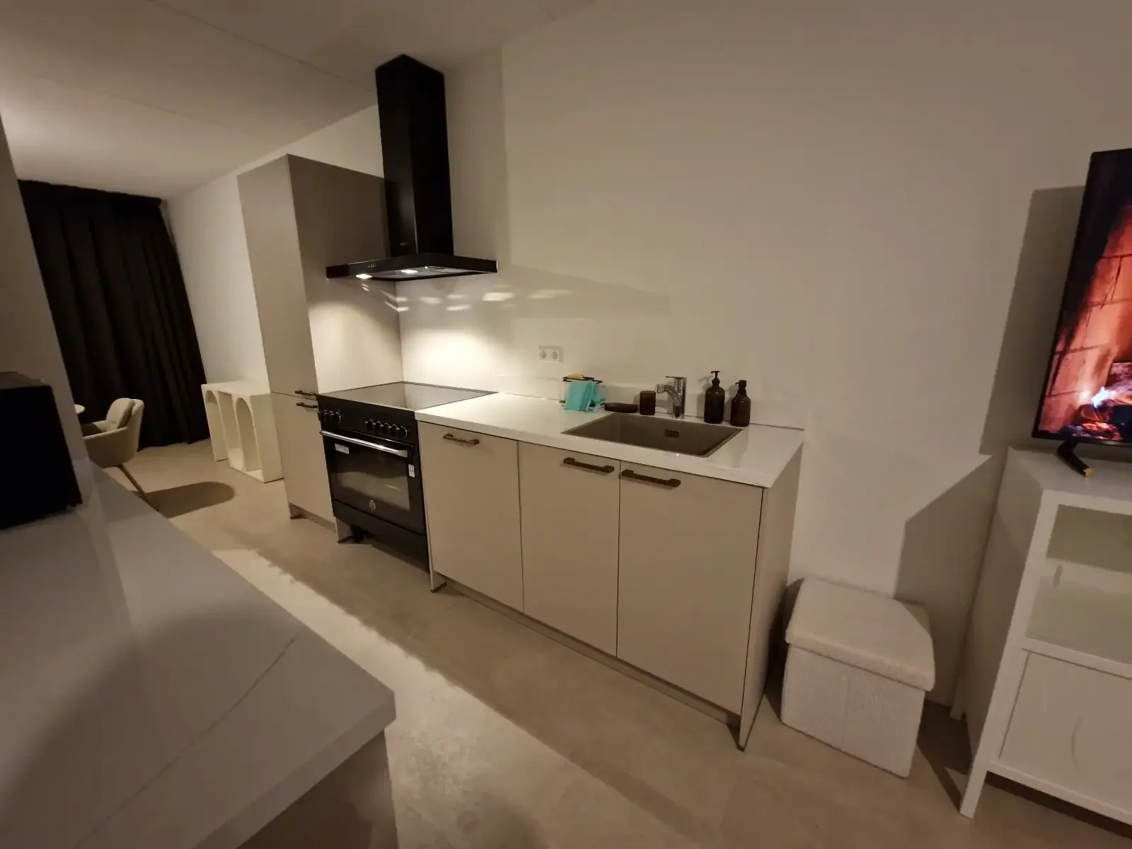 geblurde versie van de foto als achtergrond