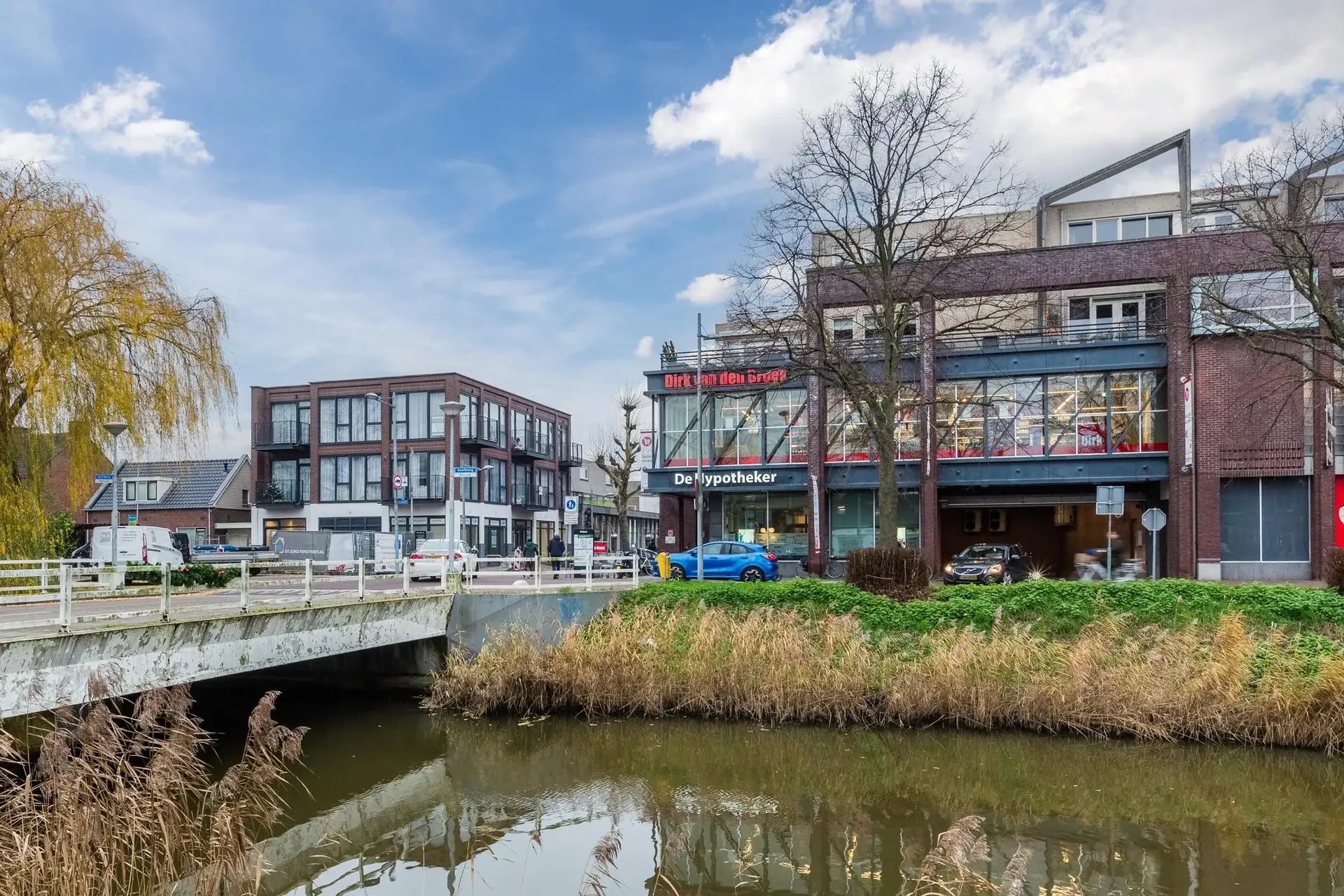 Foto van de Appartement gelegen aan de Hoofdweg in Nieuw-Vennep