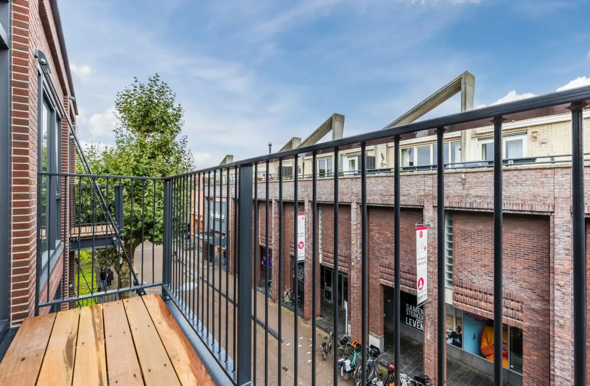 Foto van de Appartement gelegen aan de Hoofdweg in Nieuw-Vennep