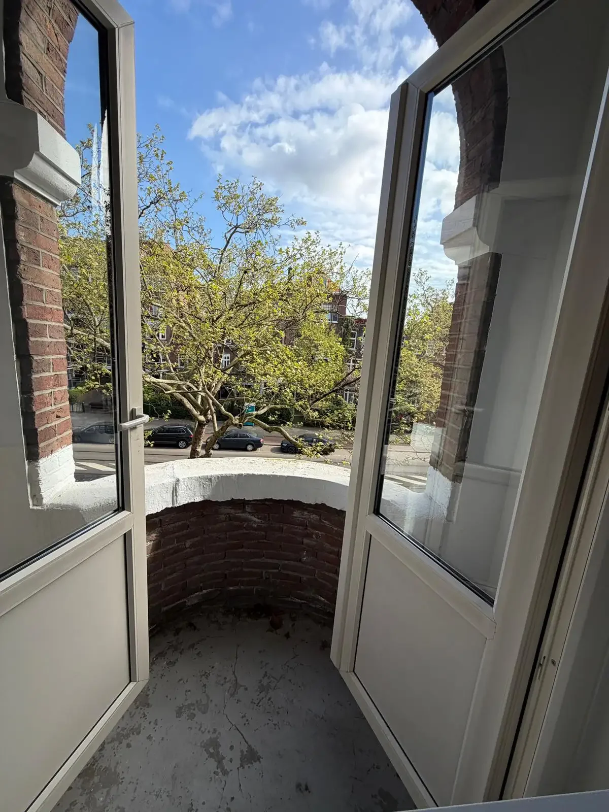 Foto van de Appartement gelegen aan de Mathenesserlaan in Rotterdam