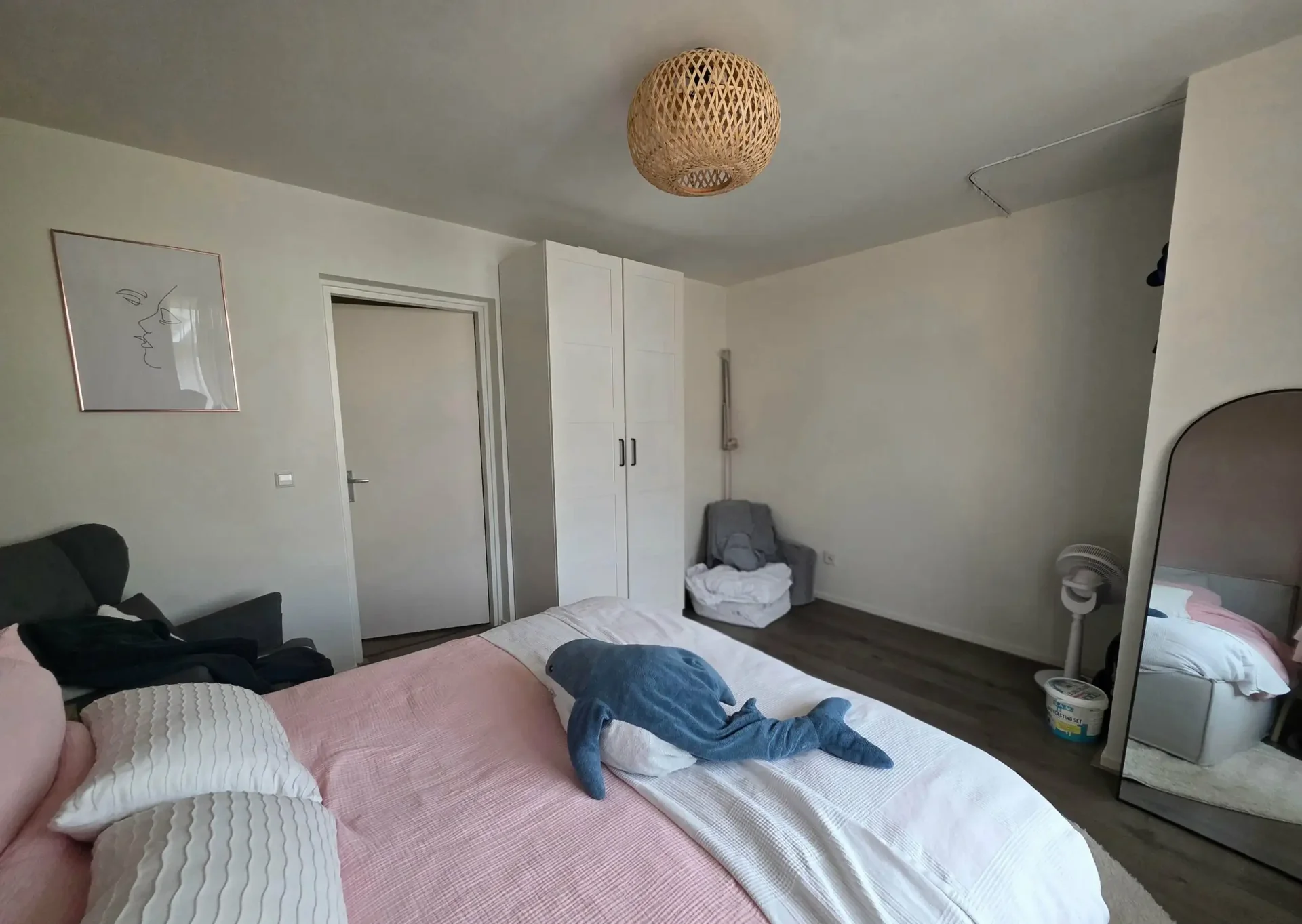 geblurde versie van de foto als achtergrond