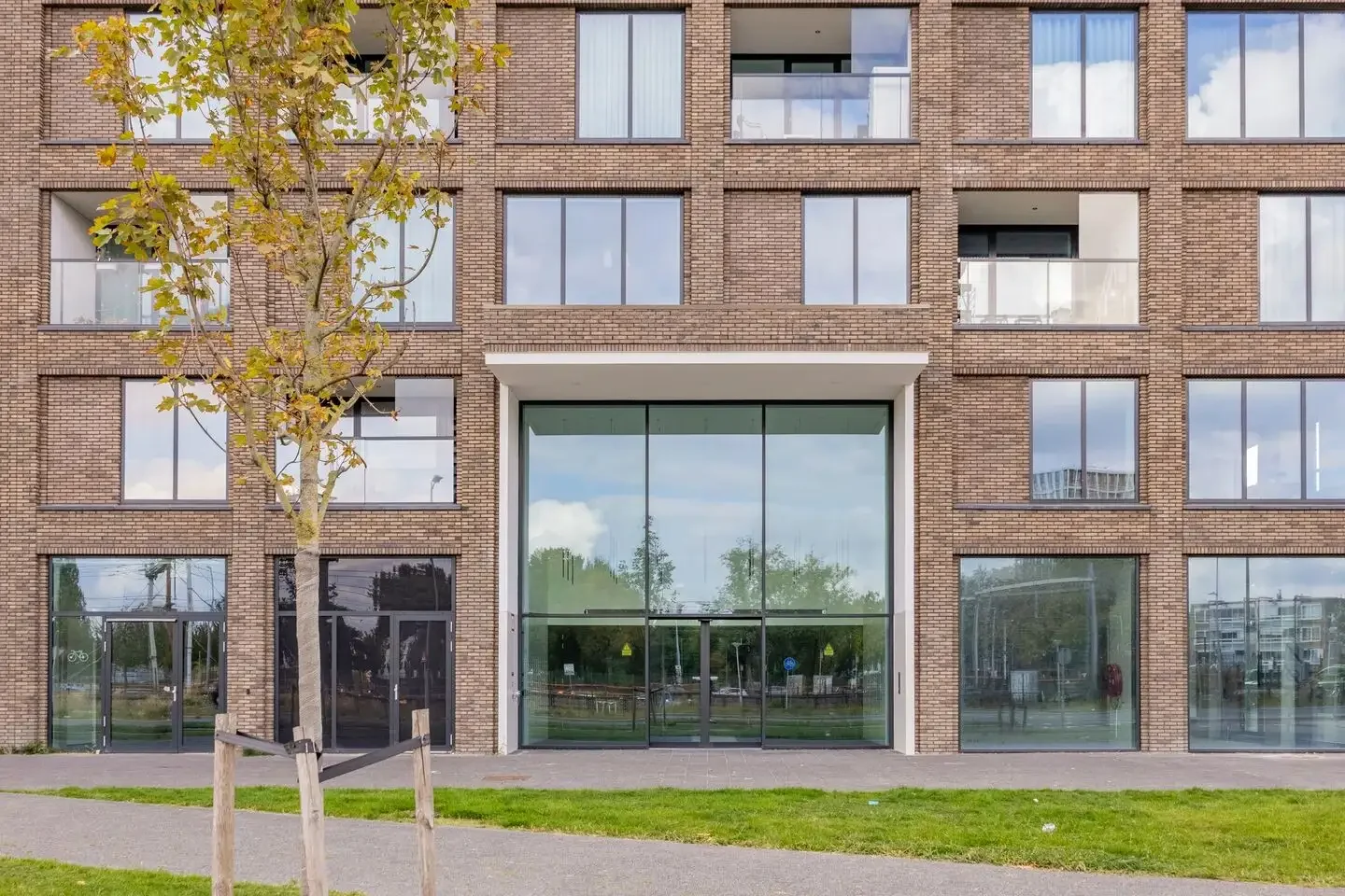 geblurde versie van de foto als achtergrond