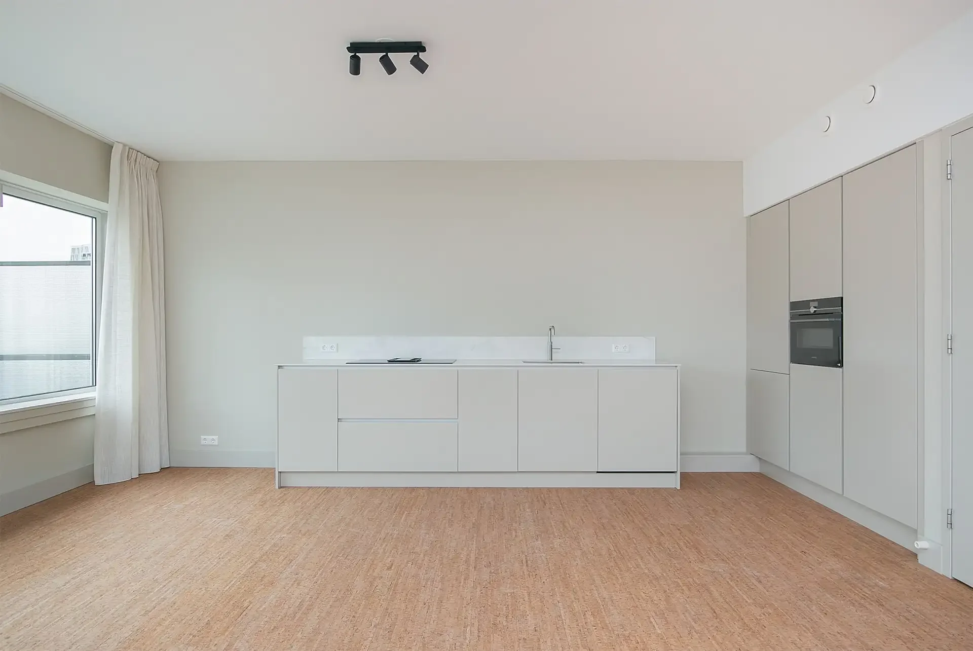 Foto van de Appartement gelegen aan de Kruiskade in Rotterdam