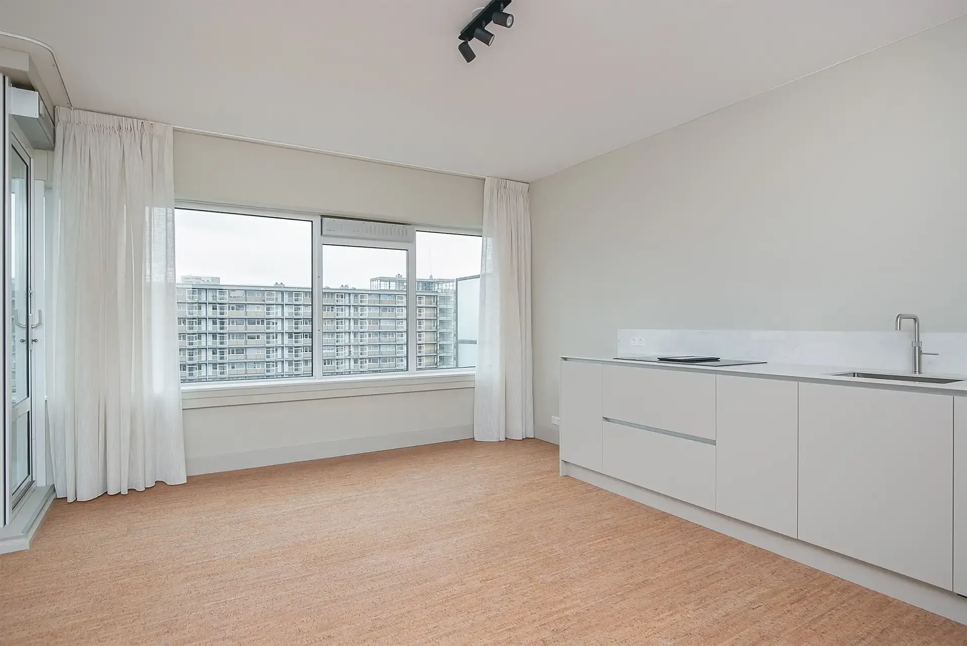 Foto van de Appartement gelegen aan de Kruiskade in Rotterdam