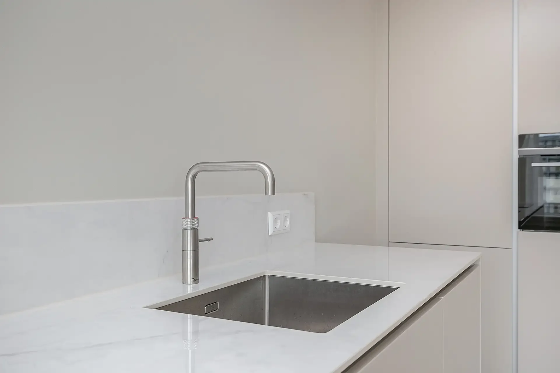 Foto van de Appartement gelegen aan de Kruiskade in Rotterdam