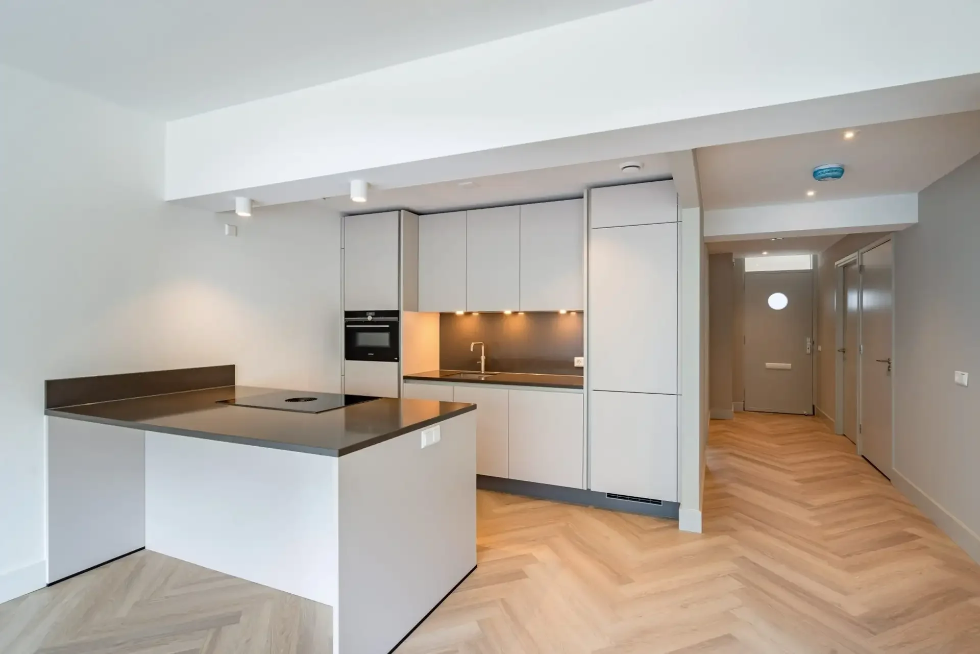 Foto van de Appartement gelegen aan de Kruiskade in Rotterdam