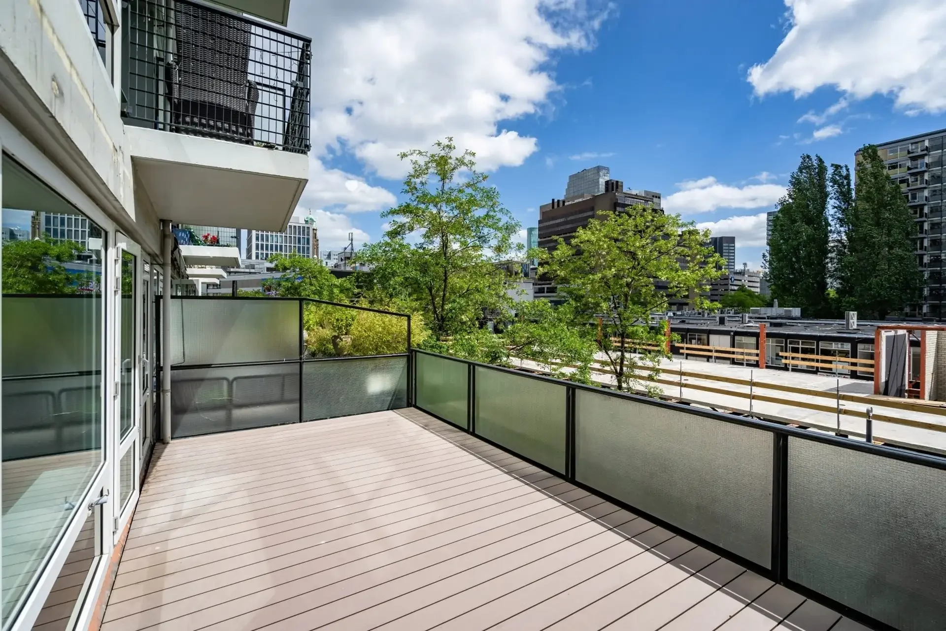 Foto van de Appartement gelegen aan de Kruiskade in Rotterdam