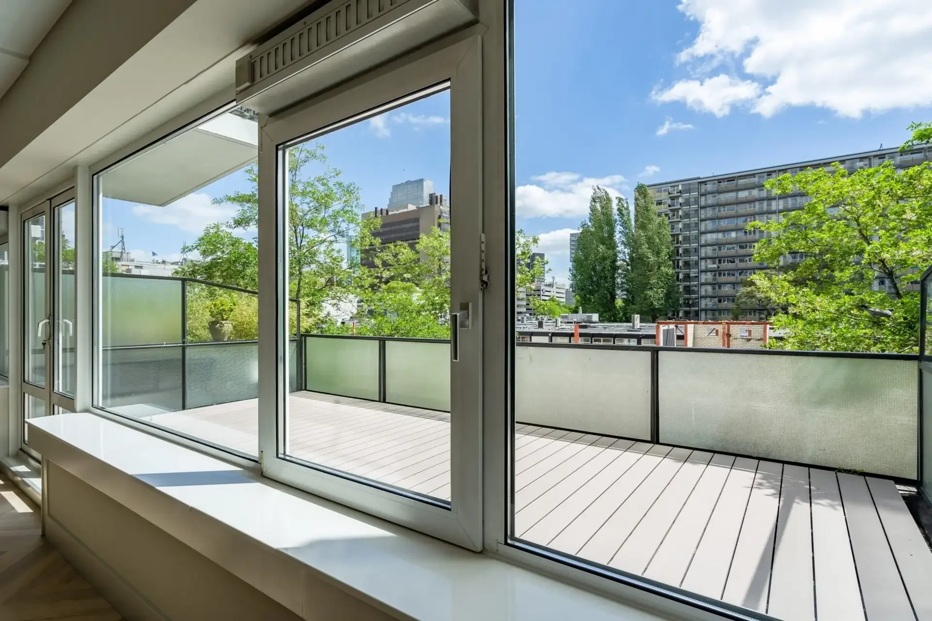 Foto van de Appartement gelegen aan de Kruiskade in Rotterdam