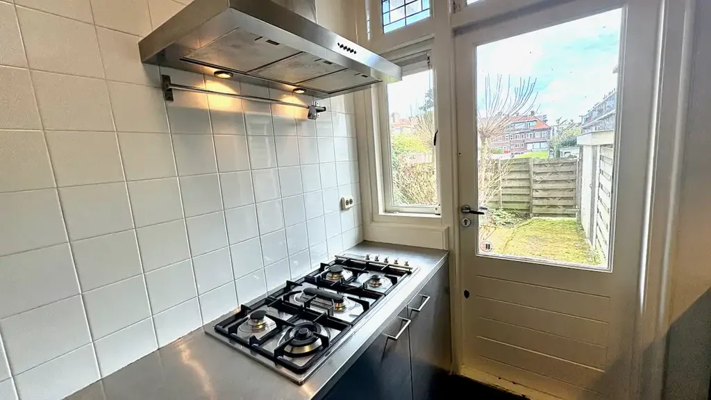 Foto van de Appartement gelegen aan de Van der Aastraat in Den Haag