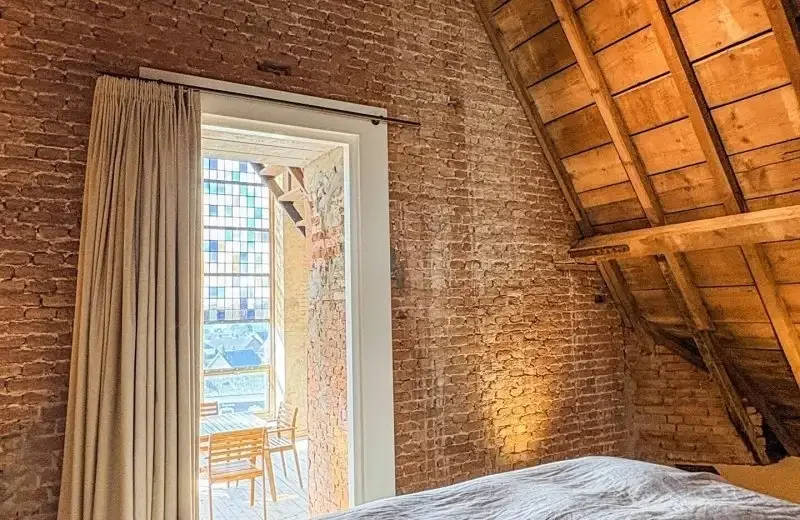 geblurde versie van de foto als achtergrond