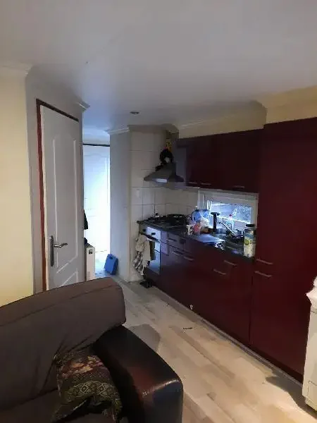 geblurde versie van de foto als achtergrond