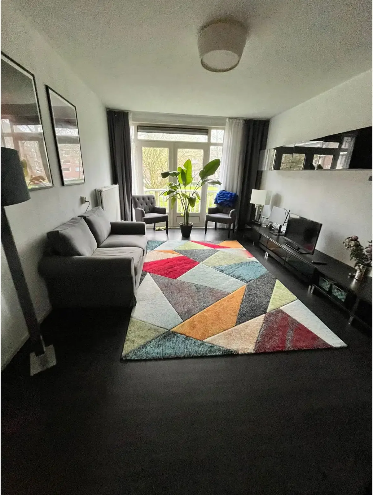 geblurde versie van de foto als achtergrond