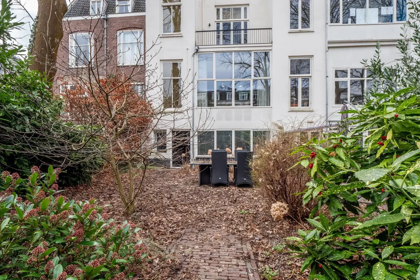 geblurde versie van de foto als achtergrond