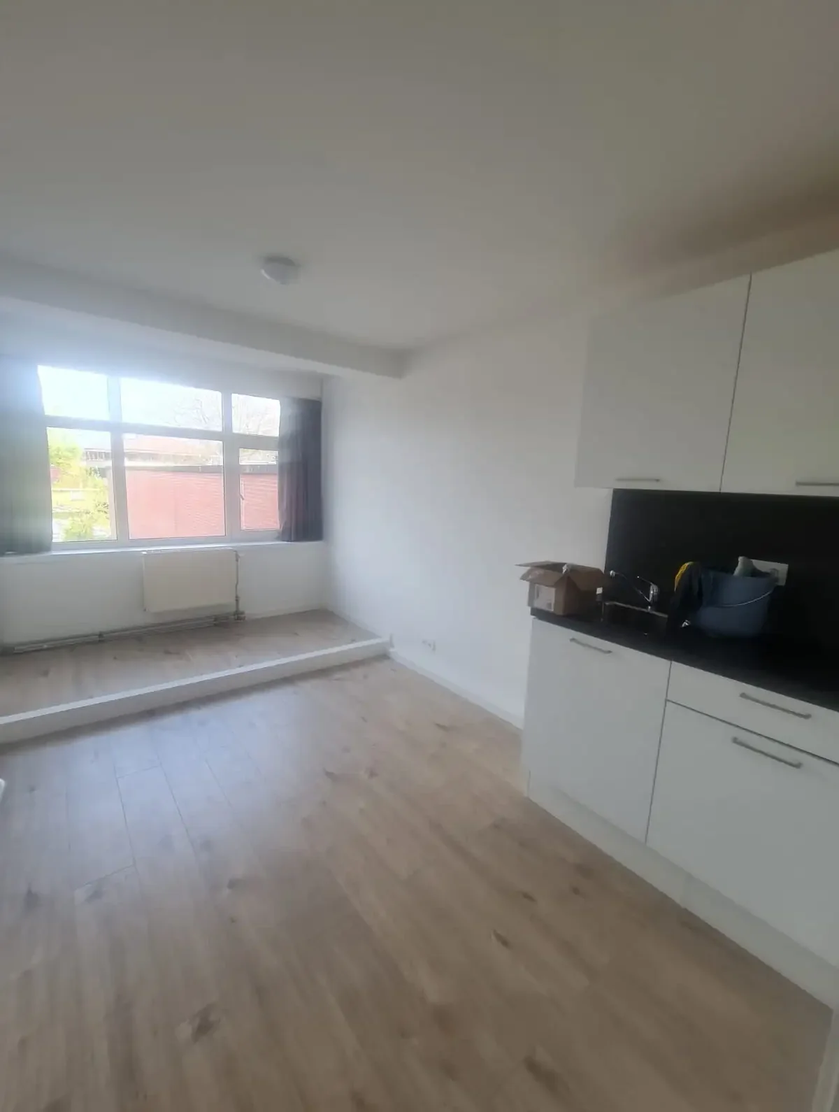 geblurde versie van de foto als achtergrond