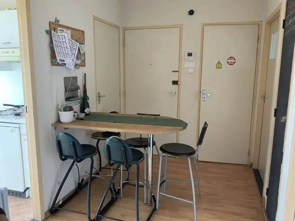 geblurde versie van de foto als achtergrond