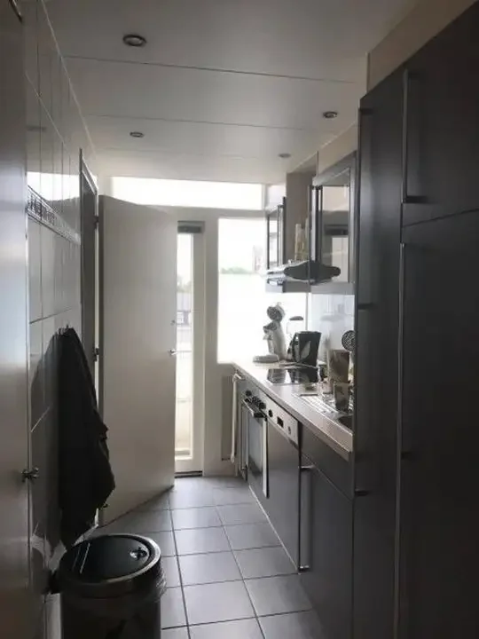 geblurde versie van de foto als achtergrond