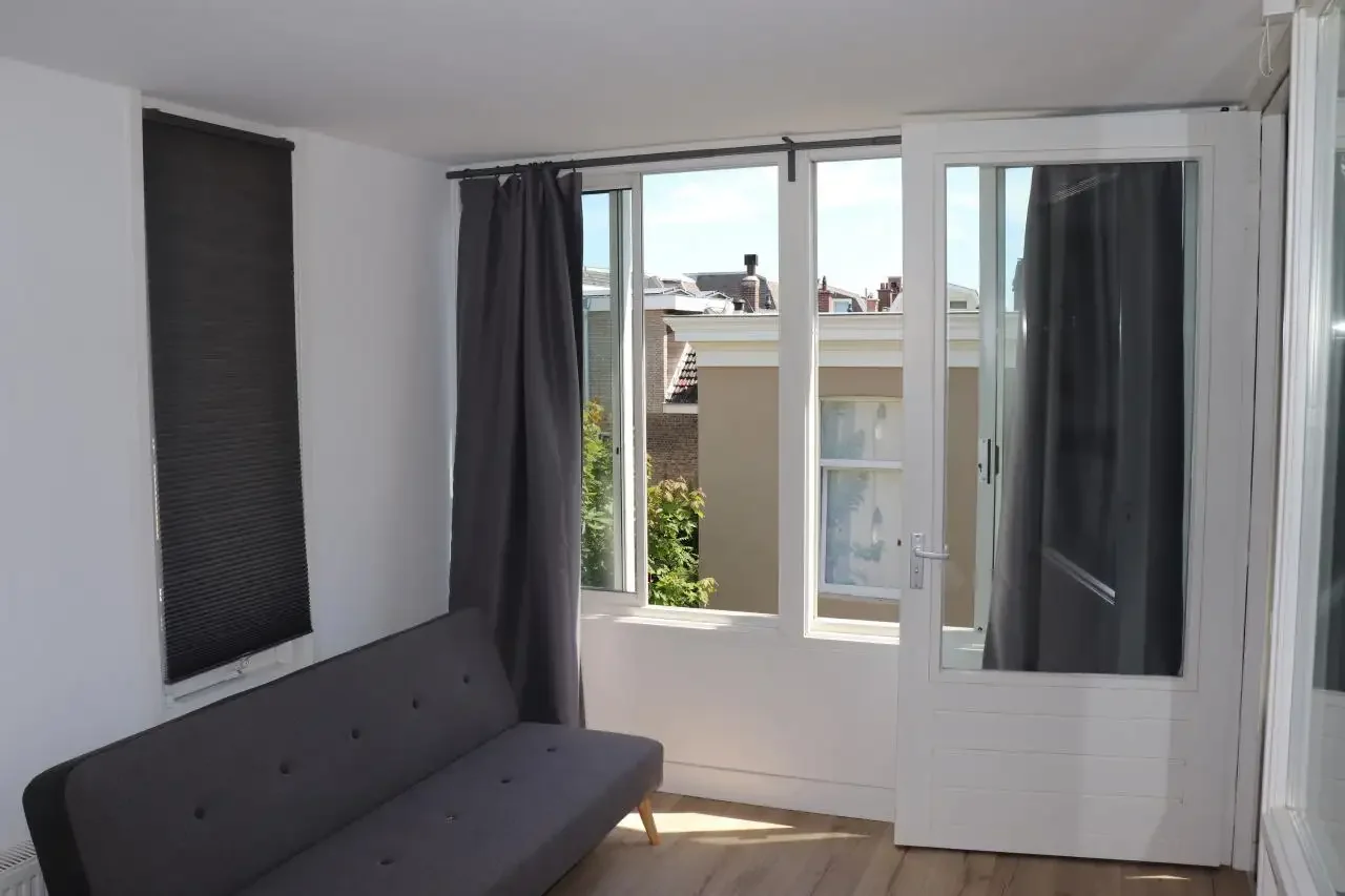 Foto van de Appartement gelegen aan de Gevers Deynootweg in Den Haag