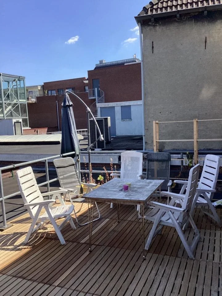 geblurde versie van de foto als achtergrond