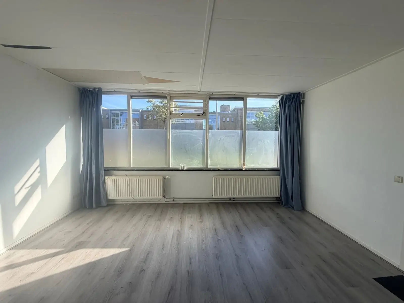 geblurde versie van de foto als achtergrond