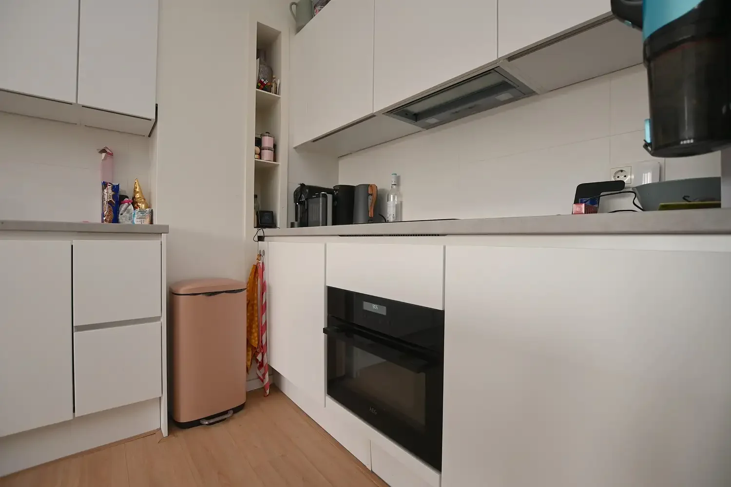 geblurde versie van de foto als achtergrond