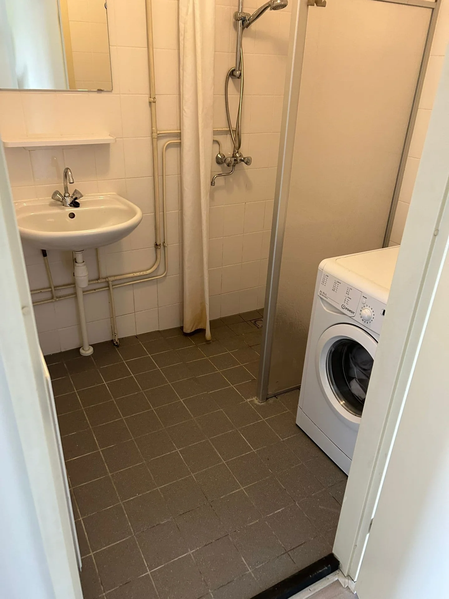 Foto van de Kamer gelegen aan de Goudse Rijweg in Rotterdam