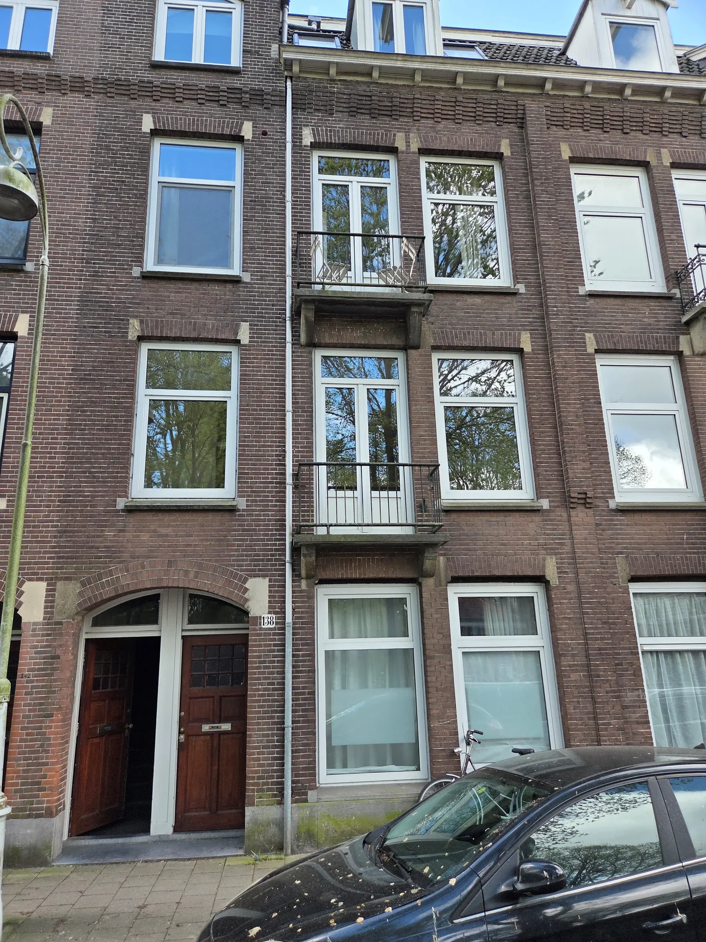 geblurde versie van de foto als achtergrond