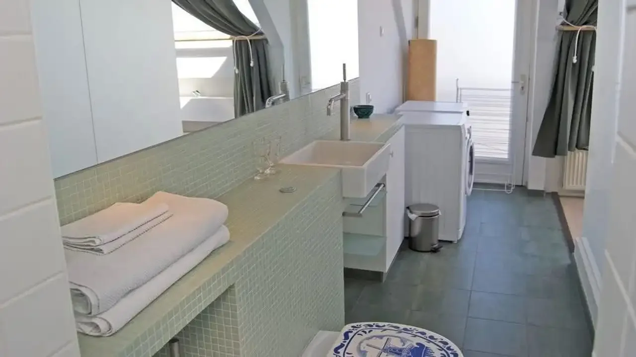 geblurde versie van de foto als achtergrond