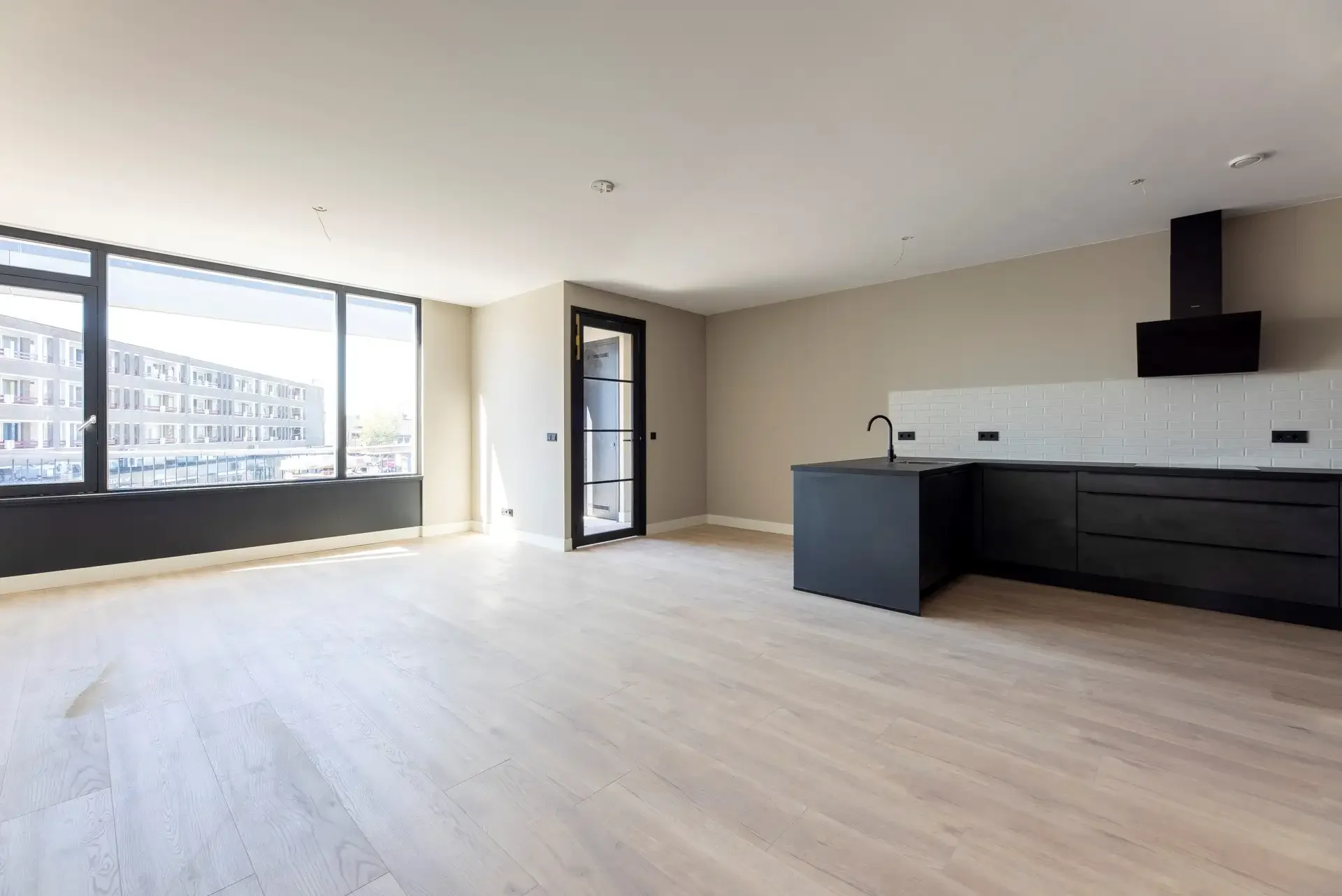 Foto van de Appartement gelegen aan de Elgarlaan in Rotterdam