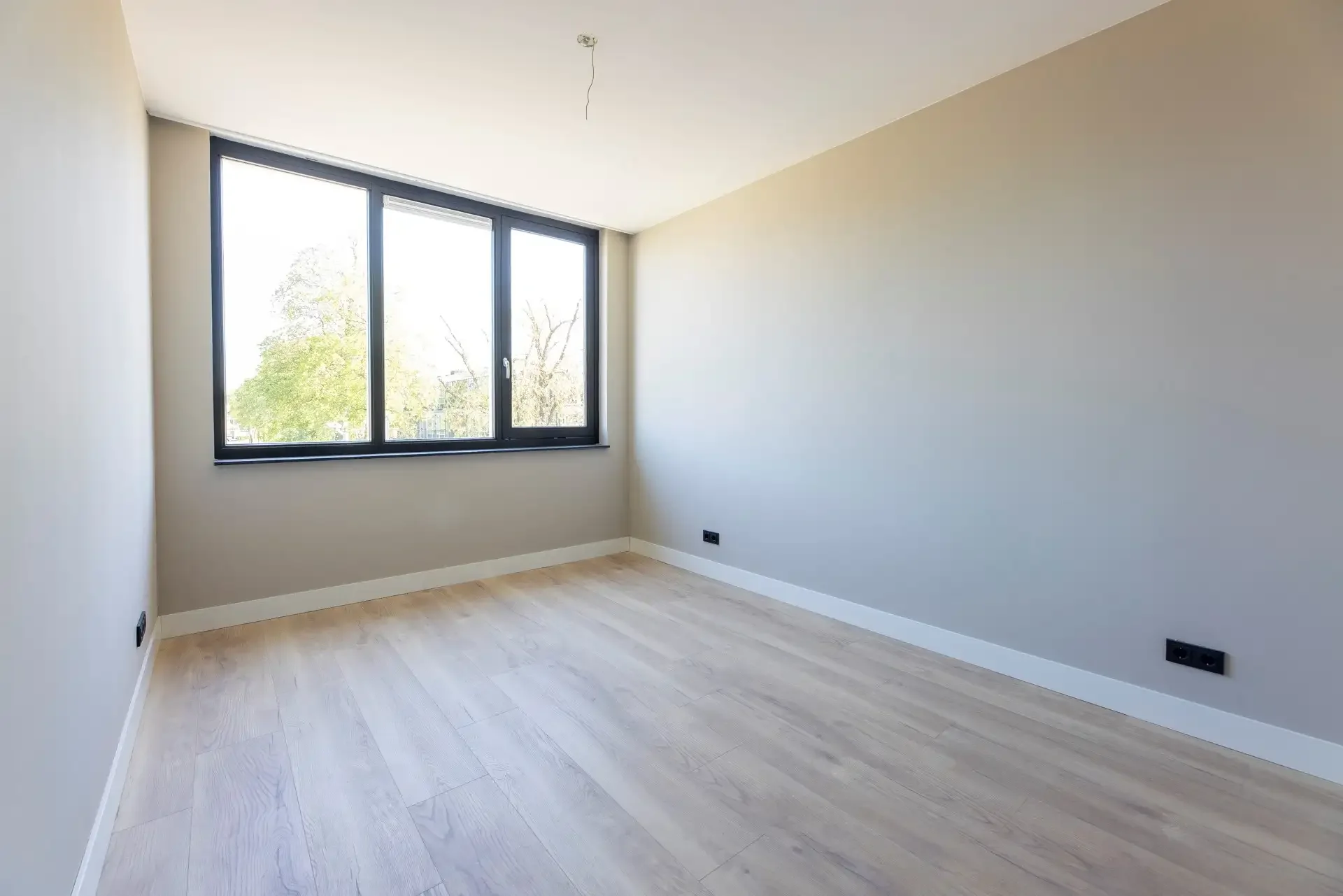 Foto van de Appartement gelegen aan de Elgarlaan in Rotterdam