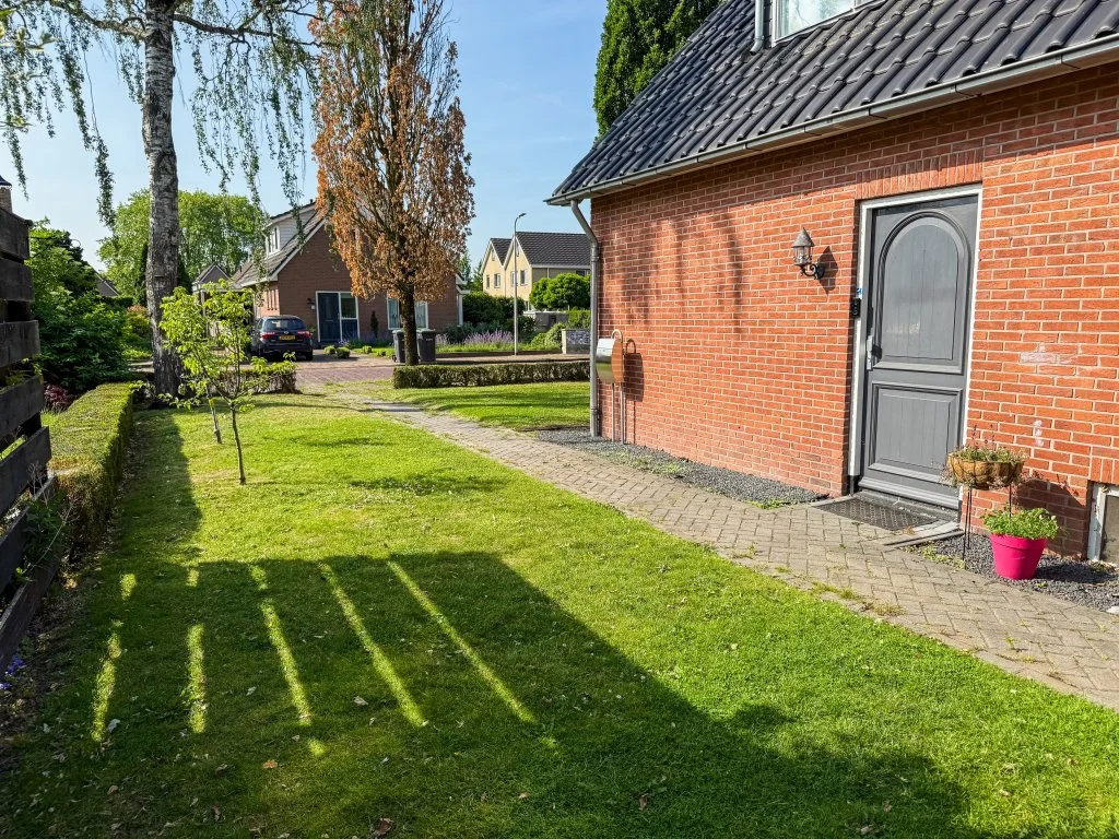 geblurde versie van de foto als achtergrond