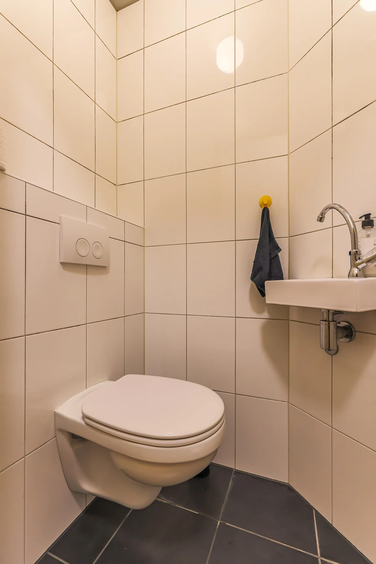 Foto van de Kamer gelegen aan de Nassaulaan in Groningen