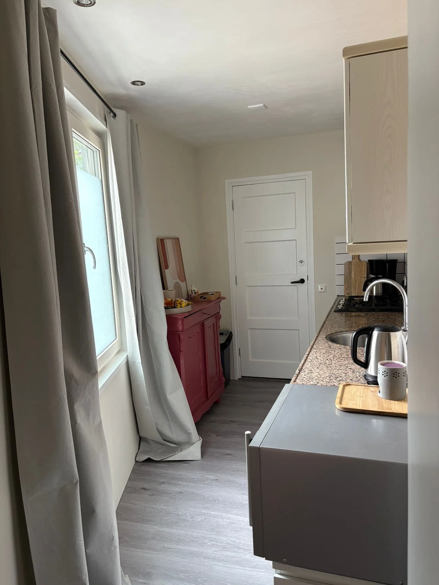 Foto van de Studio gelegen aan de Anna Paulownastraat in Groningen